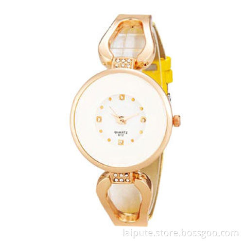 Women's Fashionable Analog Jewelry Watch with Faux Leather Strap and Rhinestone Index, Yellow